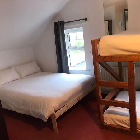Finn Mccools Giants Causeway Hostel Bushmills Exterior photo