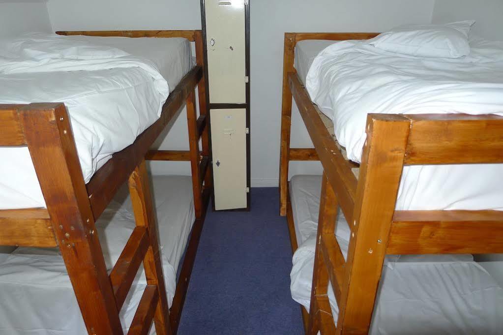 Finn Mccools Giants Causeway Hostel Bushmills Exterior photo